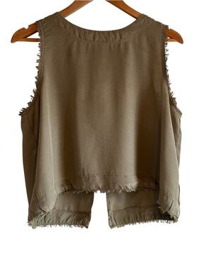 Bella Dahl fringe cropped button back sleeveless top size M excellent condition